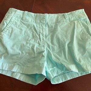 Vineyard Vines 3 1/2 inch shorts Size 6 Mint Green